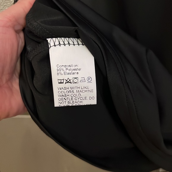 Beautiful Black Boutique Blouse - Picture 5 of 5